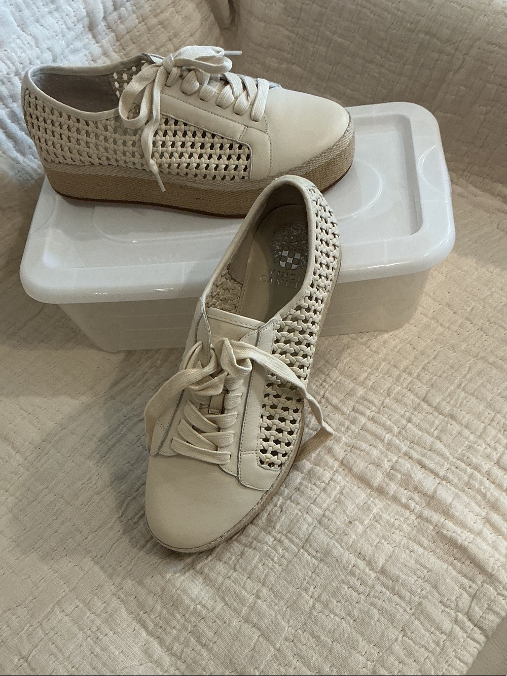 Vince Camuto Leather Lace-Up Platform Sneakers in Cream
